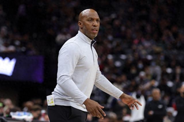 尤文官方：青年队20岁中卫费利佩十字韧带受伤